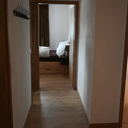 Nicky And * نيديراو