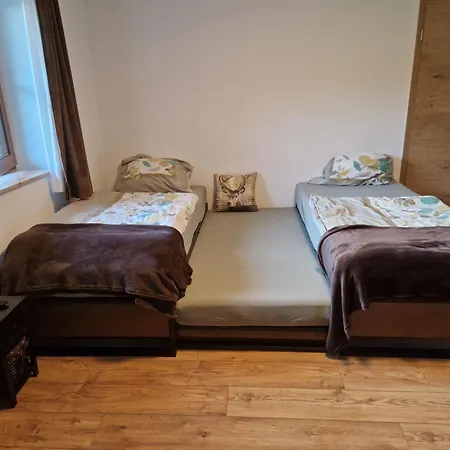 Nicky And * نيديراو