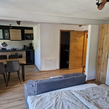 Nicky And Apartmán Niederau