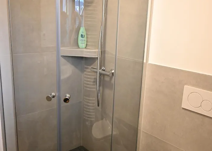 Nicky And アパート ニーデラウ