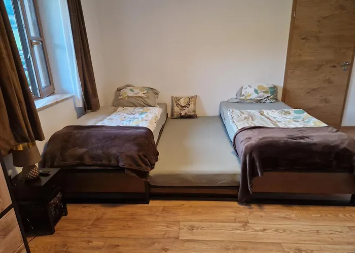 Nicky And * ニーデラウ